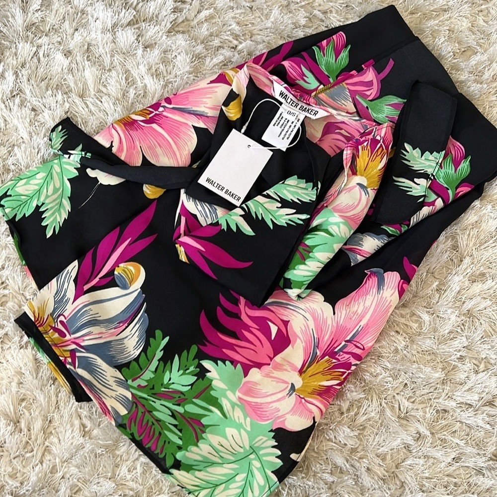 NWT WALTER BAKER Sarong - Picture 6 of 6